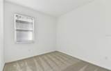 9413 Ballaster Pointe Loop - Photo 15