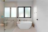 2517 Riverside Drive - Photo 8