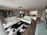 9815 Wayside Lane - Photo 4