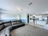 8851 C 469 - Photo 27