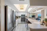 7430 Sunshine Skyway Lane - Photo 19