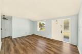 4936 Uranus Avenue - Photo 3