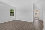 2211 Mallory Avenue - Photo 7