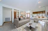 526 Belle Isle Avenue - Photo 10