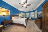 667 Richmond Close - Photo 10
