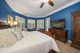 667 Richmond Close - Photo 11