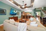 667 Richmond Close - Photo 21