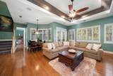 667 Richmond Close - Photo 23