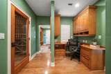 667 Richmond Close - Photo 31