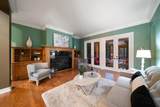 667 Richmond Close - Photo 8