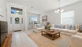 481 Woodford Drive - Photo 3