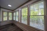735 Montreville Ave - Photo 24