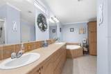 8045 Leslie Point - Photo 18