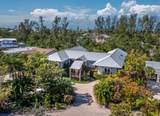 677 Lands End Drive - Photo 2