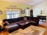 18085 Wintergarden Avenue - Photo 5