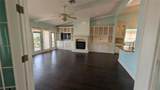 719 51ST Terrace - Photo 14