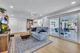 973 Dobell Terrace - Photo 16
