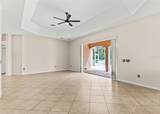 1802 Estafana Way - Photo 11
