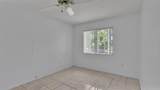 305 Michigan Place - Photo 33