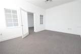 5404 Hoover Boulevard - Photo 11