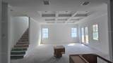 318 Park Avenue - Photo 2