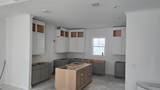 318 Park Avenue - Photo 4