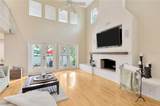 4845 Sunset Boulevard - Photo 18
