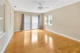 4845 Sunset Boulevard - Photo 27