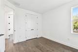3201 Manhattan Avenue - Photo 43