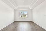 3201 Manhattan Avenue - Photo 47