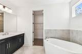 3201 Manhattan Avenue - Photo 49