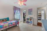 2921 38 Place - Photo 35