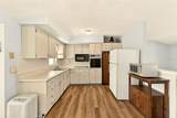 4936 Uranus Avenue - Photo 9