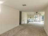 8 Oxford Lane - Photo 5