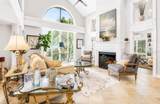 111 Esther Street - Photo 15