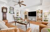 111 Esther Street - Photo 32