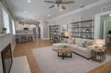 731 Guernsey Street - Photo 2