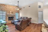 2921 38 Place - Photo 18
