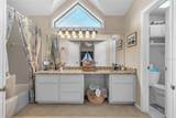 2921 38 Place - Photo 25