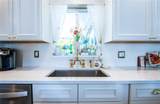 621 77TH Avenue - Photo 7