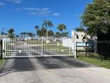 7500 Park Pointe Drive - Photo 4