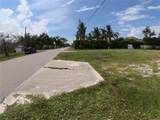 2450 Alamander Avenue - Photo 18