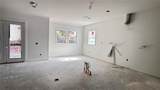 803 Woodlawn Avenue - Photo 6