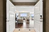 555 5TH Avenue - Photo 10