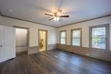 735 Montreville Ave - Photo 11