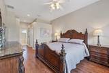 2921 Seasons Boulevard - Photo 15