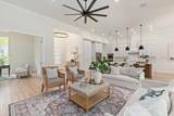 17 Old Oak Drive - Photo 11
