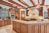 2861 Roehampton Close - Photo 13