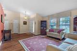 2921 38 Place - Photo 6