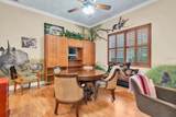 2861 Roehampton Close - Photo 31